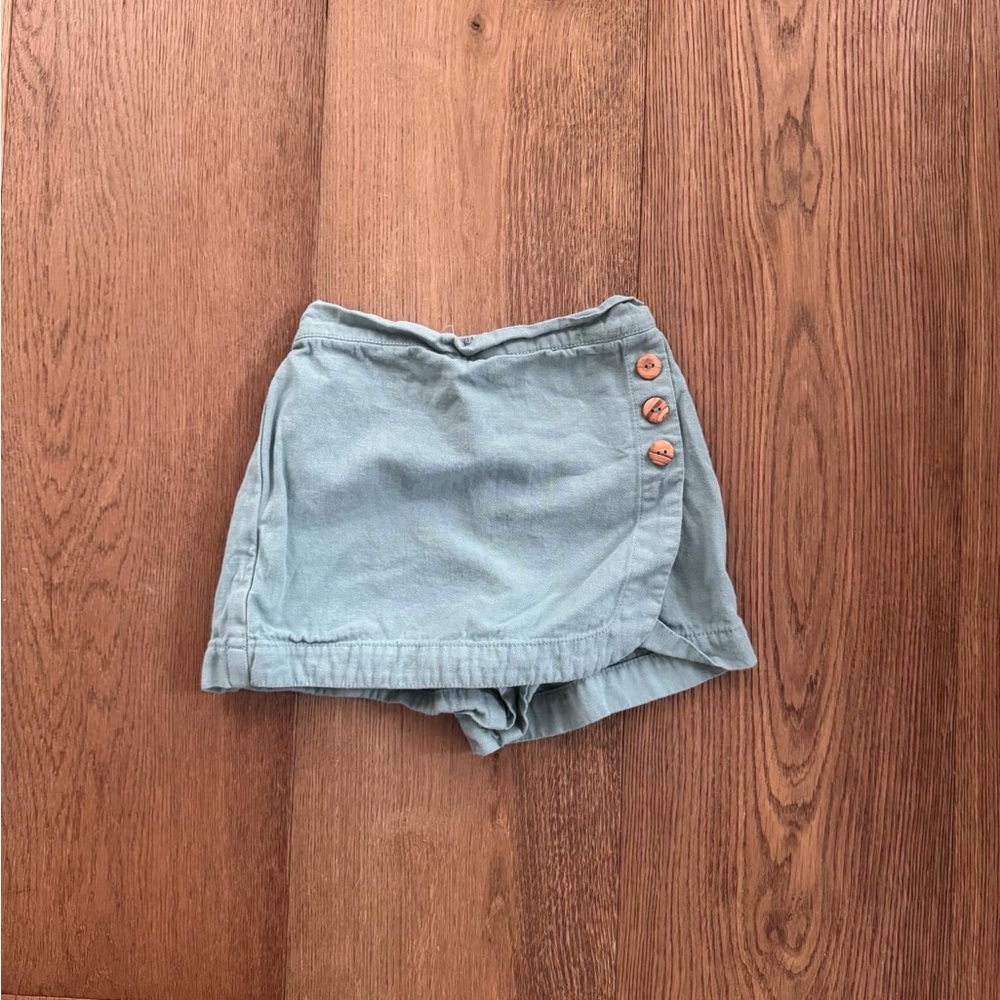 Soor Ploom Skorts Size 4.